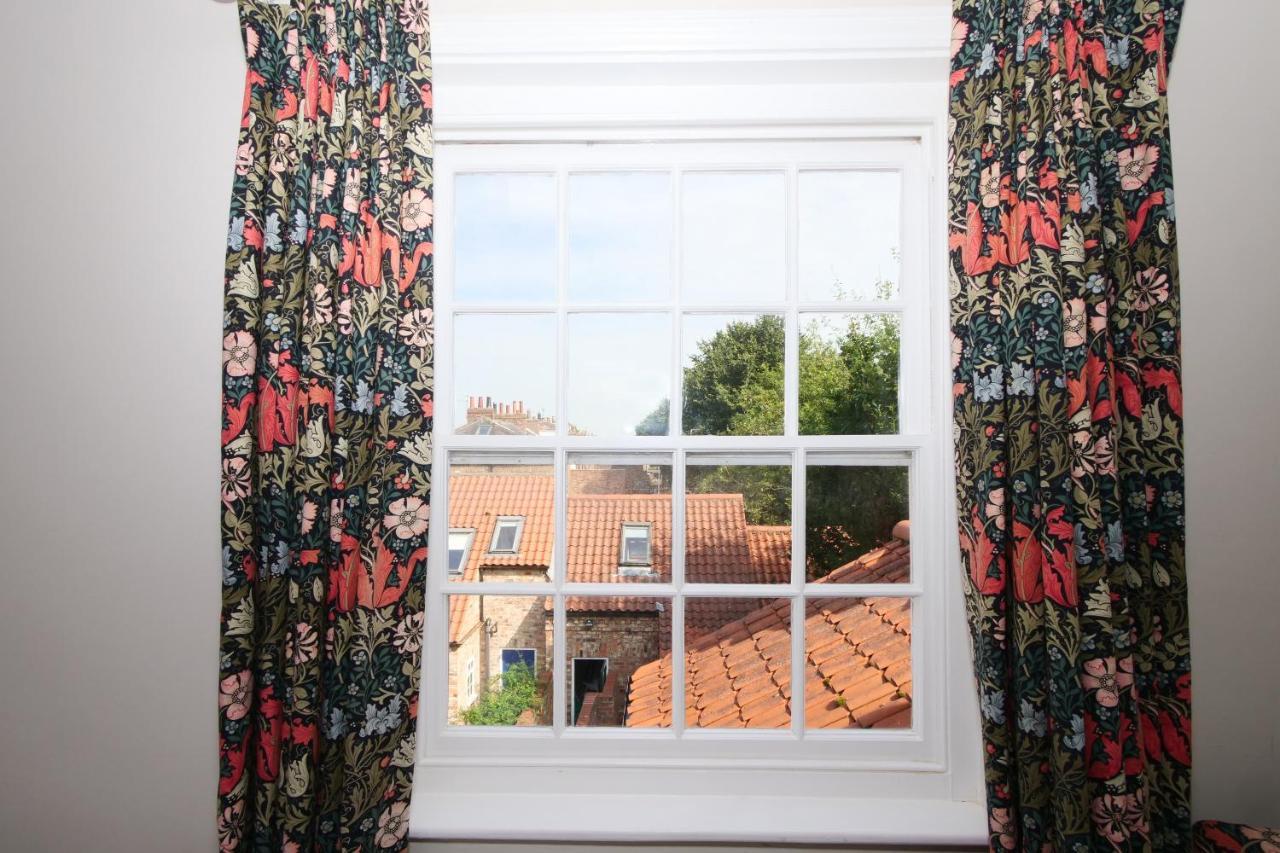 Stodham House With Minster Views! Villa York Exterior photo